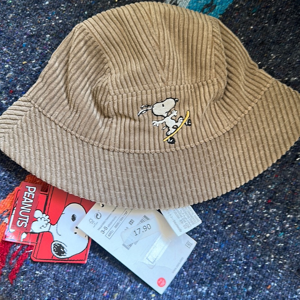 Zara Kids Beige Corduroy Bucket Hat with Snoopy Skateboard Embroidery